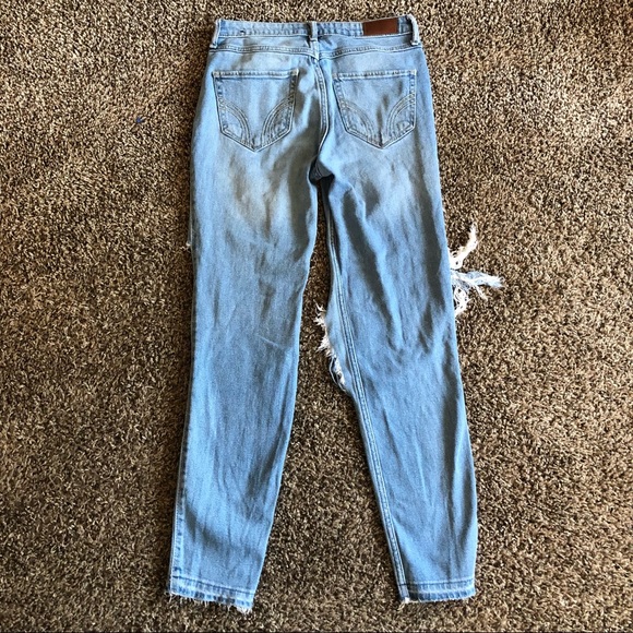 Hollister High Rise Super Skinny Crop Jeans - Picture 2 of 7